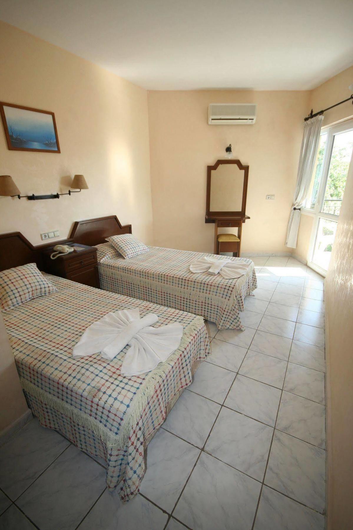 Cypriot Hotel Öludeniz Exteriör bild